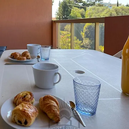 La Badine Airco Pool For 2 By Sunset Appartement
