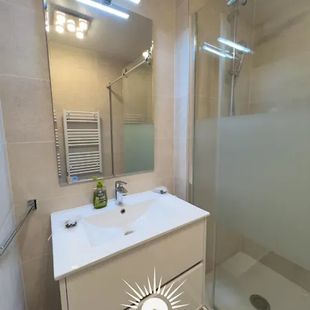 La Badine Airco Pool For 2 By Sunset Appartement