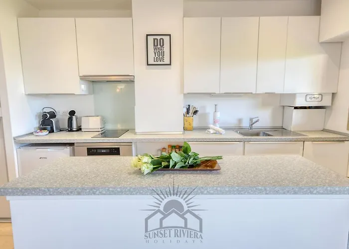 La Badine Airco Pool For 2 By Sunset *