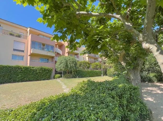 La Badine Airco Pool For 2 By Sunset Apartamento